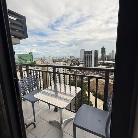 Arlowes At 20F Grand Residences Cebu Exterior foto